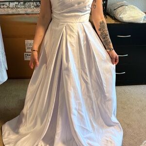 NEW! Elegant White Satin Pleated Women’s Dress